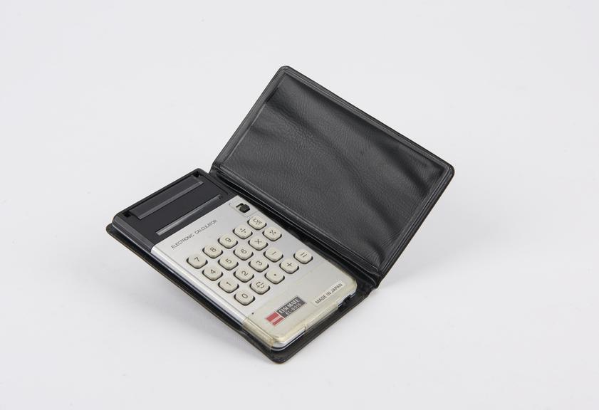 Electronic Pocket Calculator by Sharp model Elsimate EL-8015