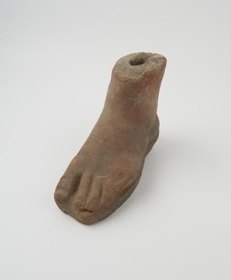 Votive left foot