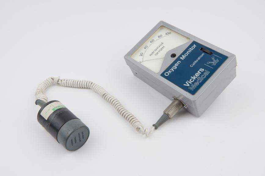 Vickers medical analogue oxygen monitor Model 251, 1970s.