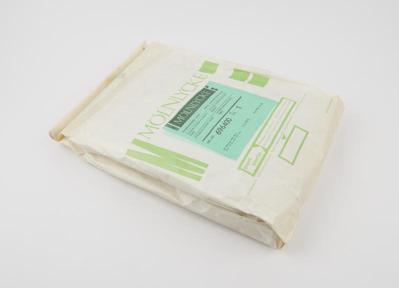 Small Gynaecology Pack' of disposable sheets for operations