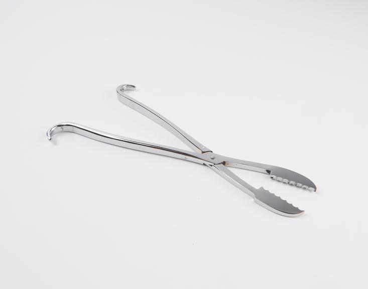 Obstetrical forceps for removing dead foetus, hinged