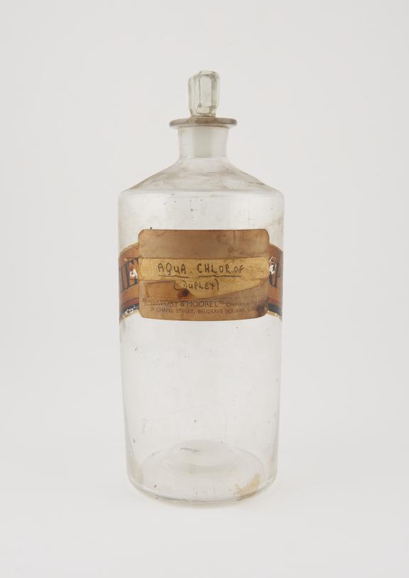 Bottle, clear glass, empty, for chloroform solution, English