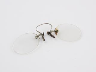 Ladies rimless clip spectacles with tortoiseshell plaquets