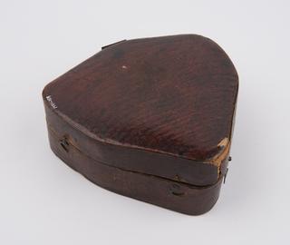 Case, for universal inclining sundial