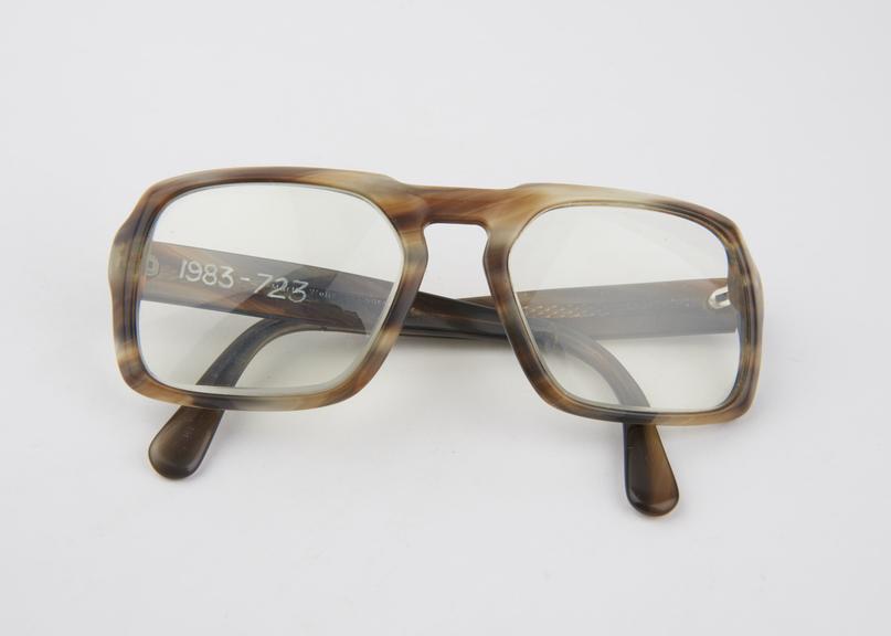 Pair of spectacles, male style