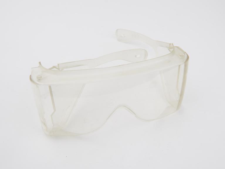 Industrial safety spectacles, BS 2092