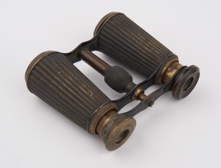 Pair of field glasses (binoculars)