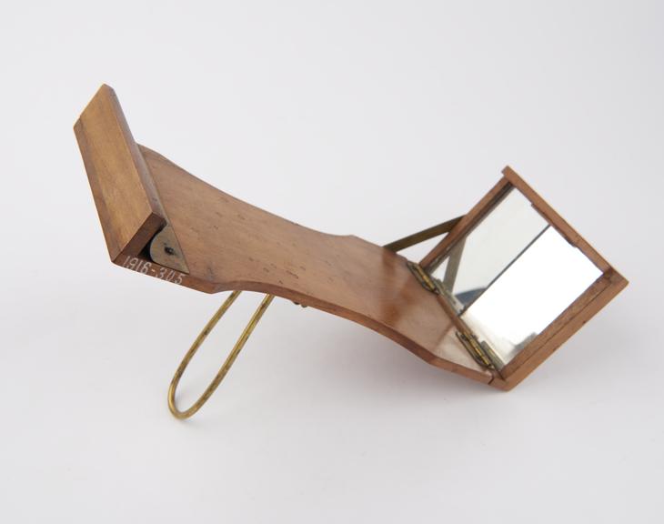 Woooden portable reflecting stereoscope 'Wheatstone style'