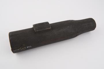 Sharkskin case for small Gregorian telescope