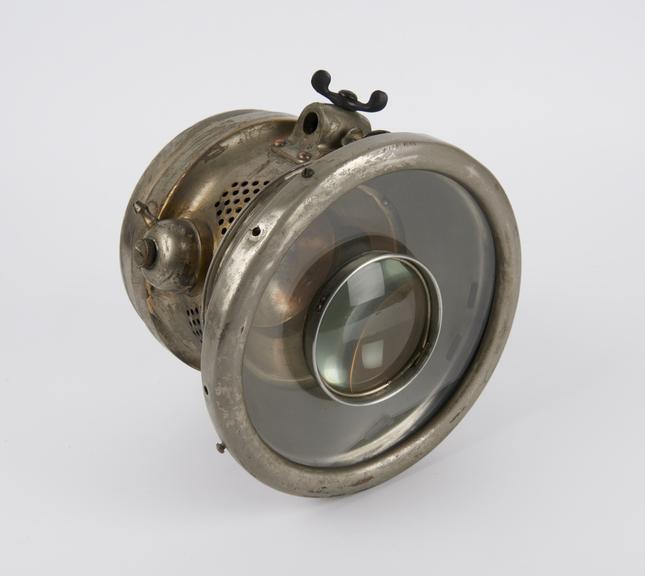 Lucas acetylene motor car headlamp, 1905