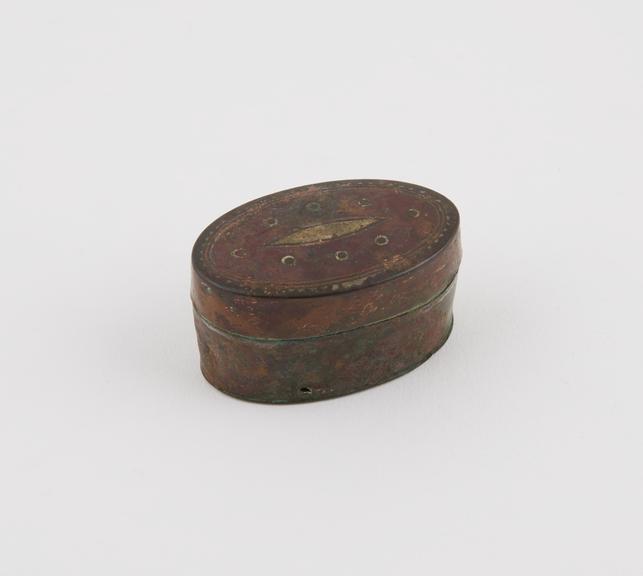 Small medicine box, C18 or C19