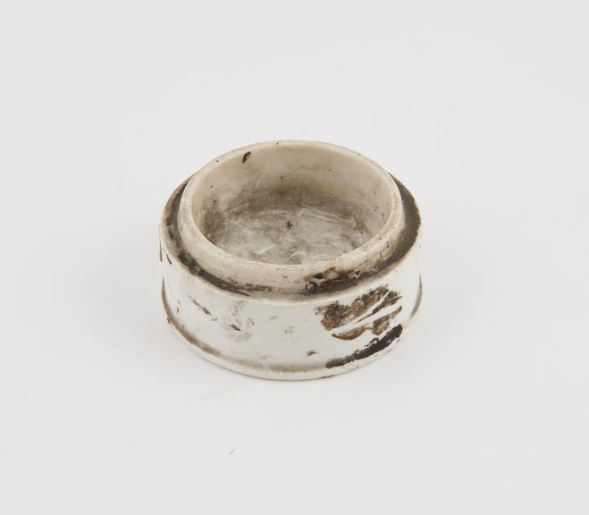 Cosmetic pot by Maw, English, probably 2nd half of 19th century