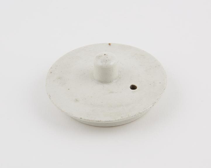 Lid, white earthenware, European 1801-1900