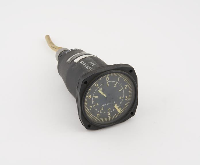 Autosyn altitude indicator. US Army Air Force indicator.