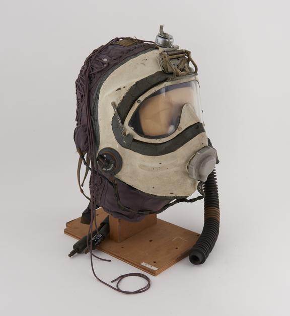 No 5 test flying helmet