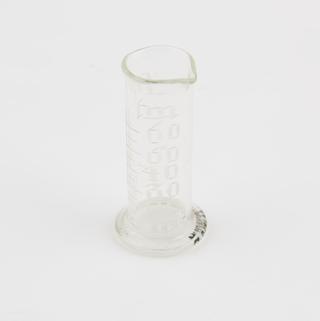 Glass measuring cylinder, graduated