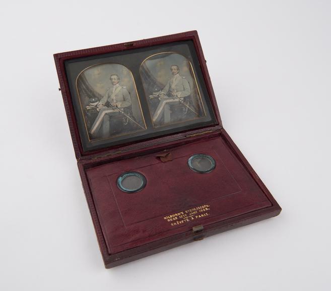 'Kilburn's' folding pocket stereoscope fitted with colour