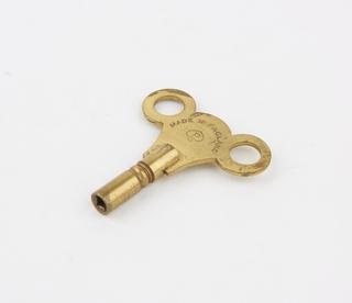 Winding key for sine-wheel type timepiece movement