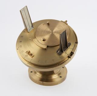 "Universal" Helio-chronometer, for Northern Hemisphere, 1901-1922