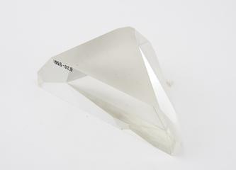 Large-sized roof prism
