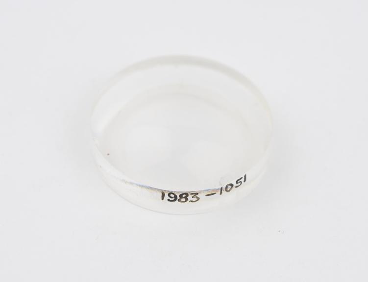 Negative meniscus lens with both curves polished