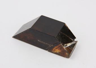 Glass Dove prism, one edge broken