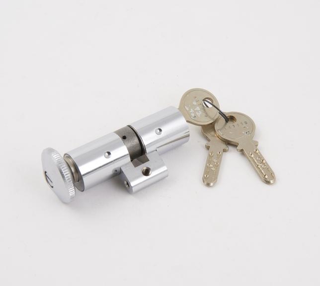 Kaba KW 1514 cylinder lock with 3 keys, 1972