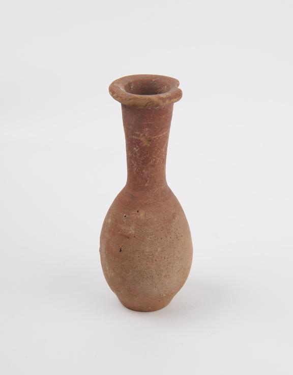 Earthenware flask with long neck, Egyptian, New Kingdom