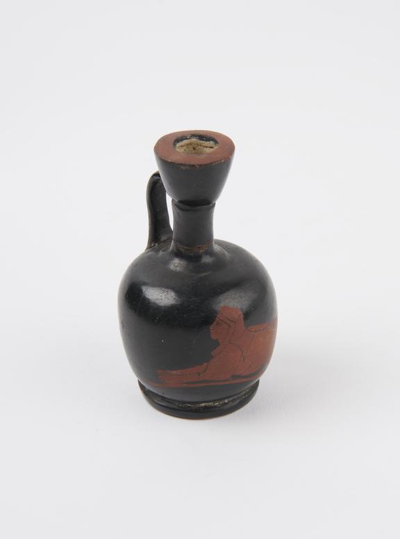 Small squat red-figure lekythos, possibly Attic