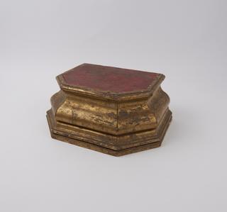 Gilt wooden stand