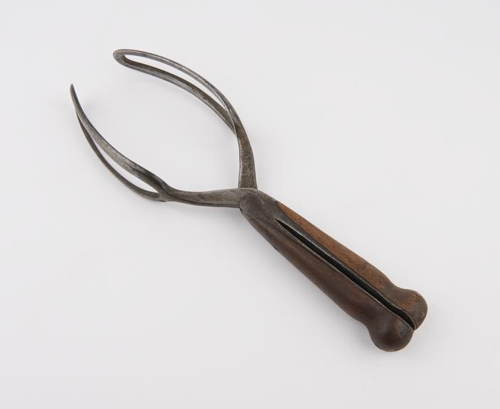 Forceps, obstetrical, steel and wood, 1750 to 1850