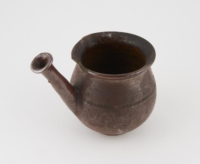 Earthenware pipkin, European, 19th century