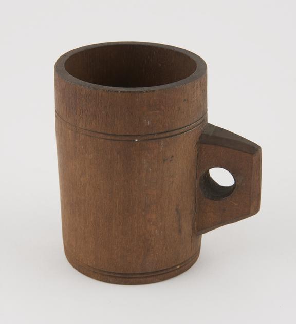 Victorian half-pint wooden measure