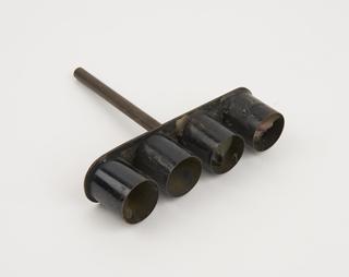 Holder for four candles, on metal rod