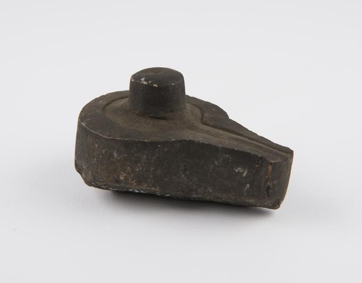 Shrine in form of lingam in yoni, stone, Indian, 1801-1900