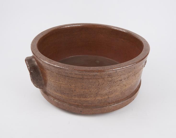 Pneumatic trough, stoneware, 13 inch diameter, by Parkes