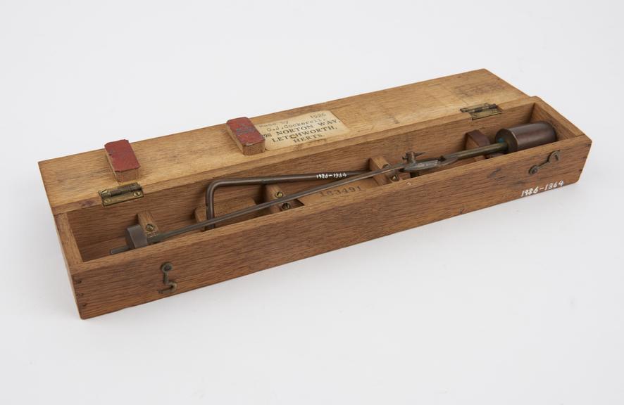 Compound pendulum in fitted wooden box, home-made, by O.J