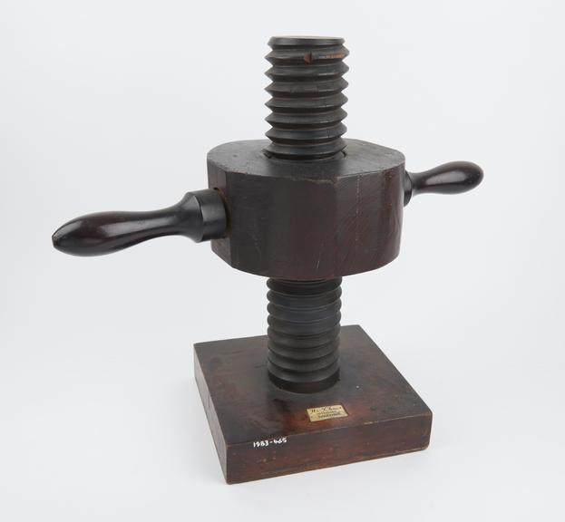 Wooden model of a screw, by W. & S. Jones, 30 Holborn, London