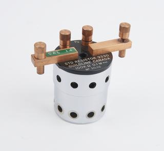 Standard resistance type 9930