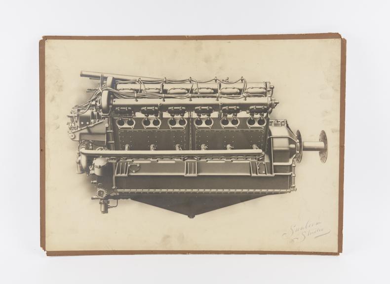 Photograph: 400 H.P. 12-cylinder Matabele' engine'