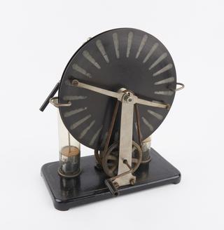 Small Wimshurst machine