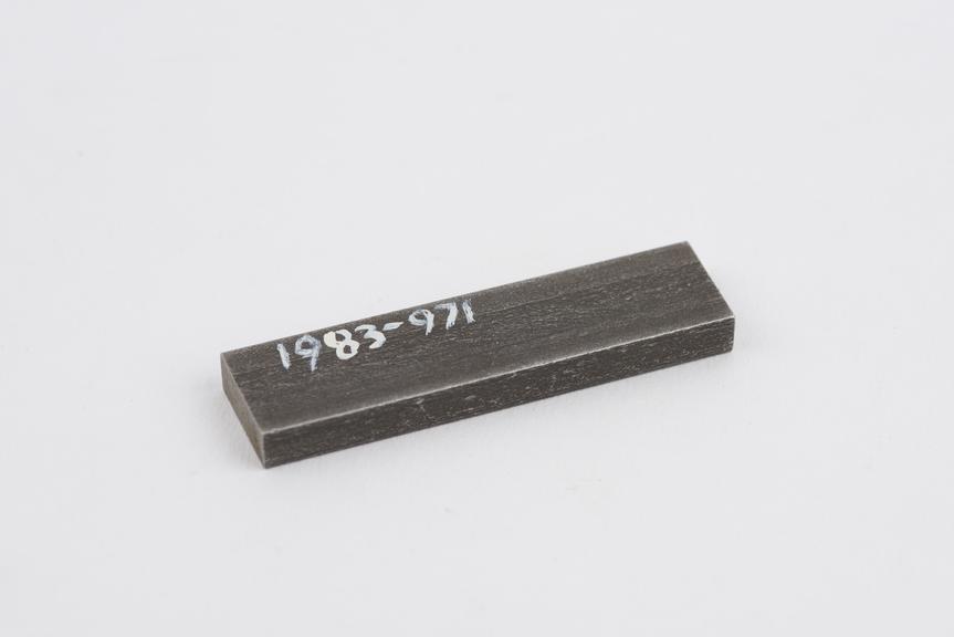 Short steel bar magnet