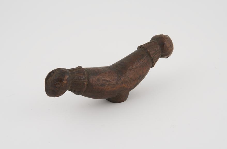 Handle of divan crutch carved wood, Persian ?, 19th century