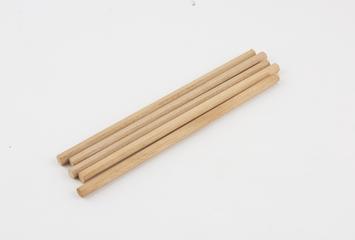 Five thin sticks, approximately 150 mm long
