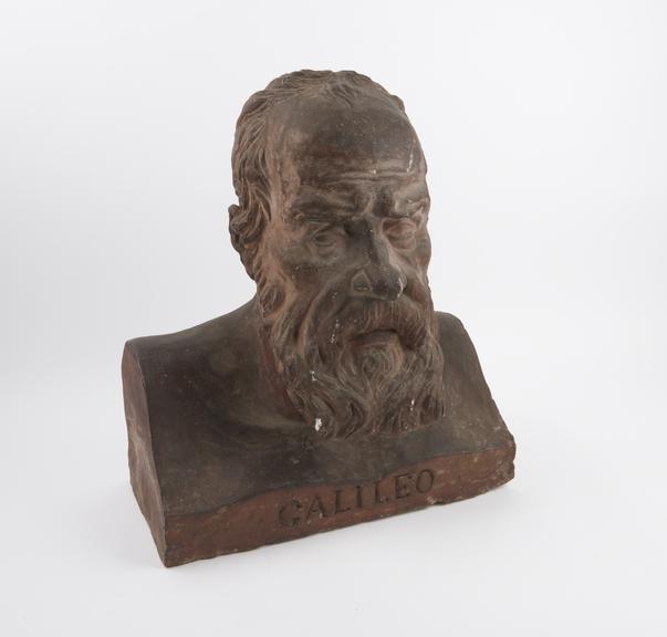 Late C19 terracotta bust of Galileo Galitei