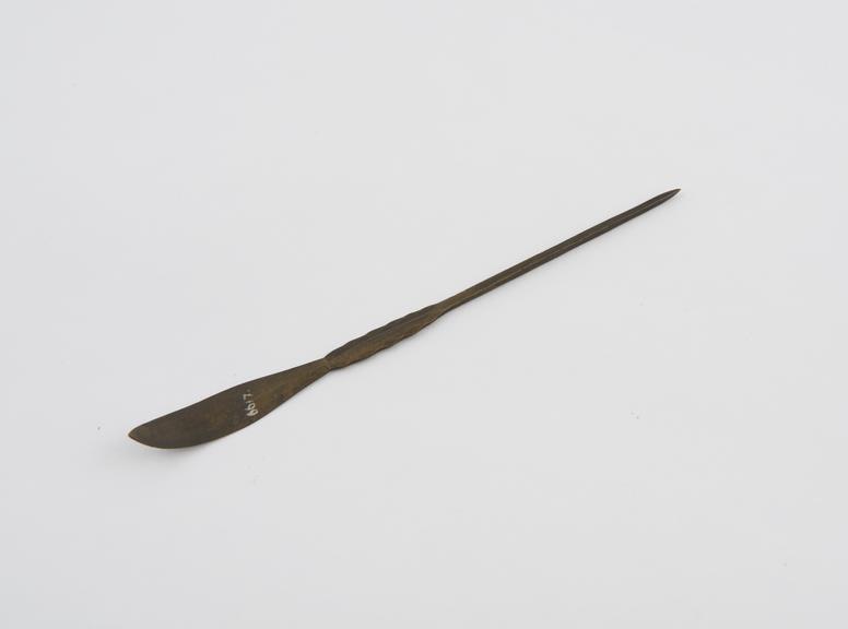 Ophthalmic instrument combined probe and spatula, copper