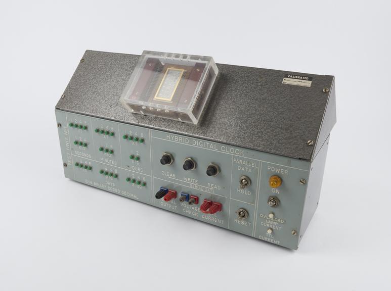 Hybrid Digital clock for satellite time - of - day generator