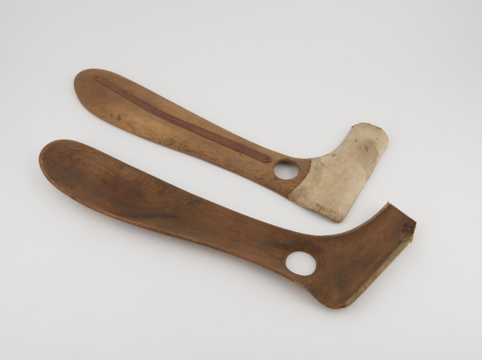 Two splints | Science Museum Group Collection