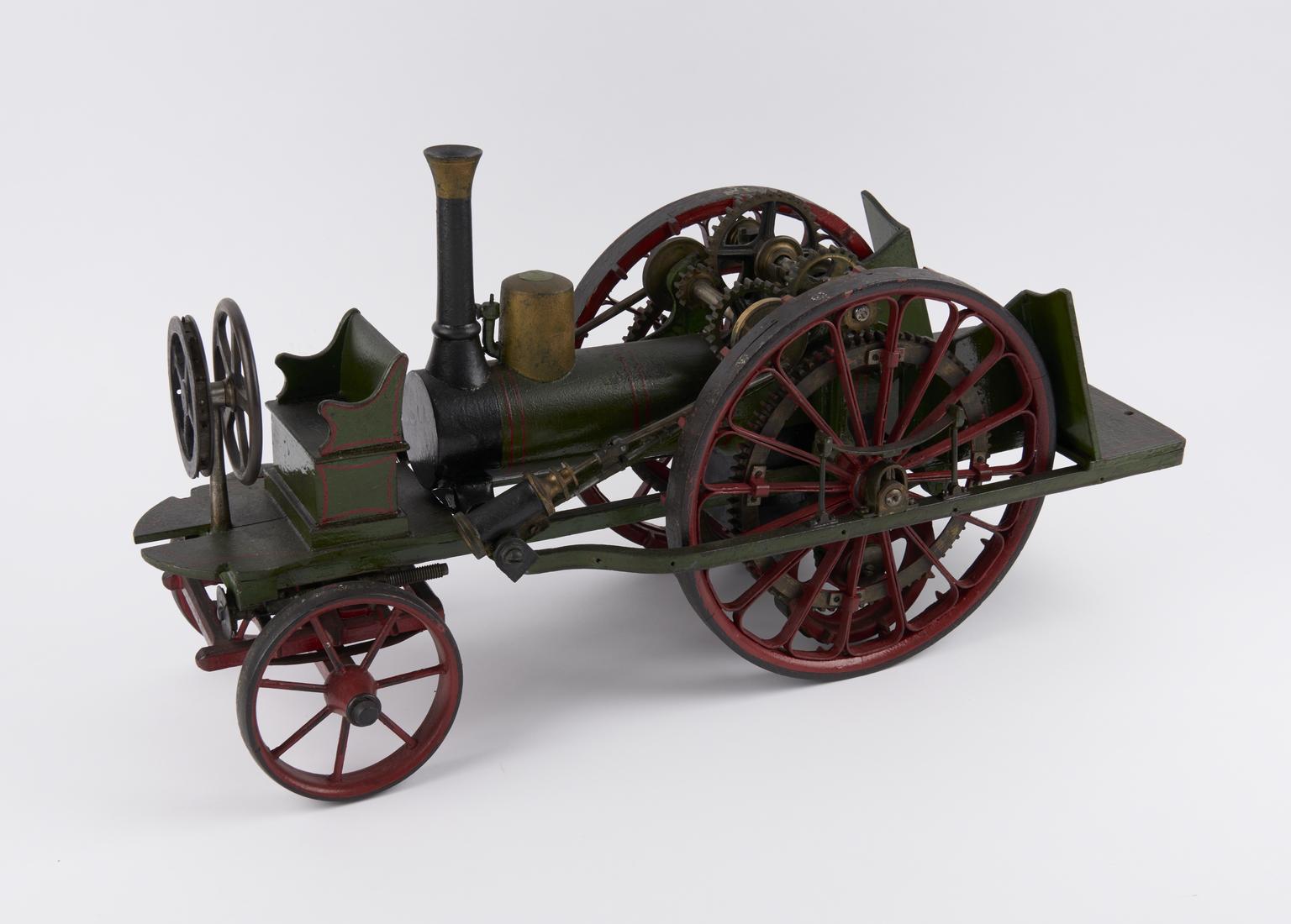 Model of a traction engine | Science Museum Group Collection