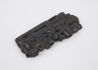 Argalite tobacco pipe of traditional mythological form